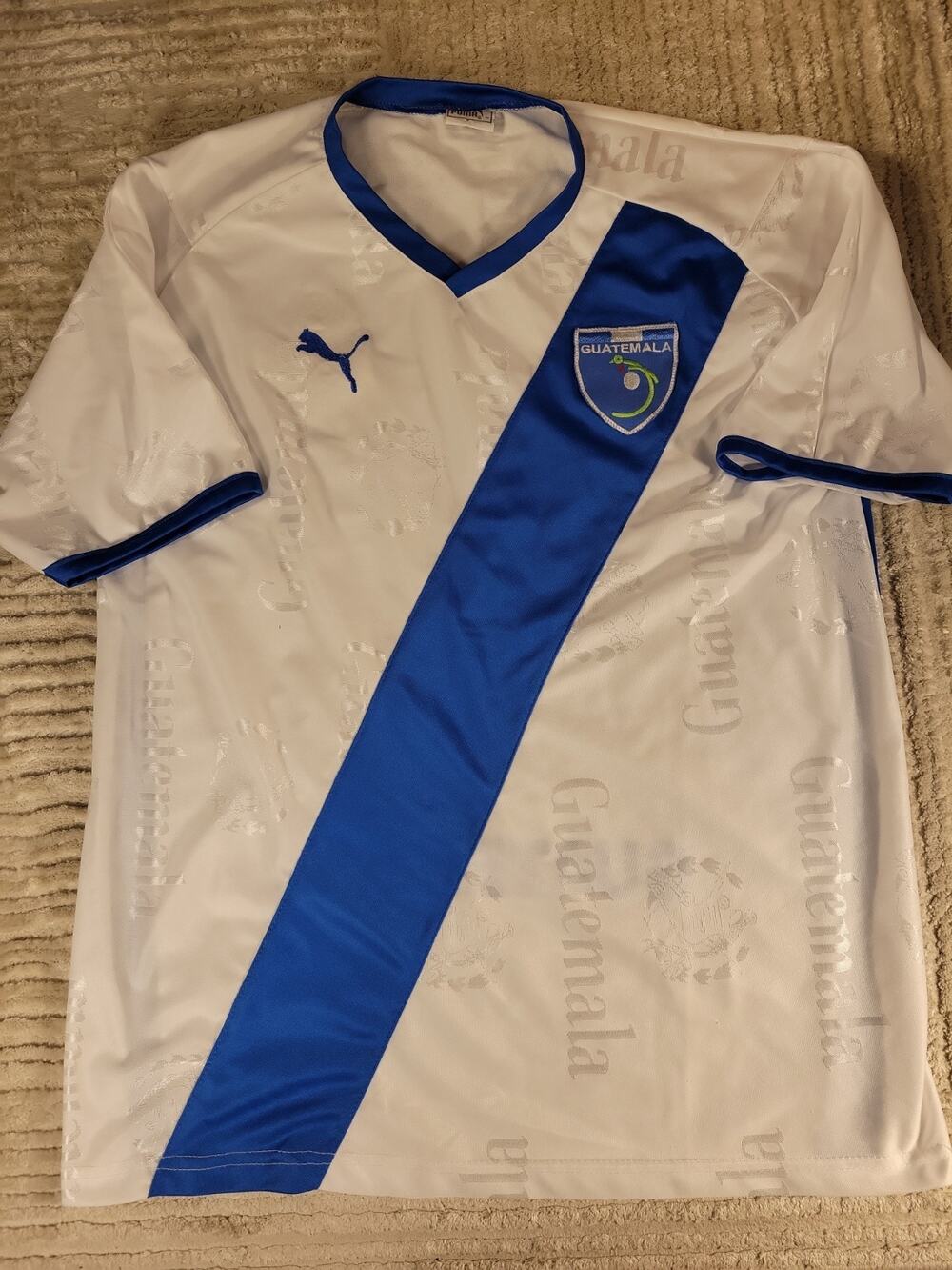 Puma Guatemala Soccer Jersey Mens Size Large Futbol Shirt Top Adult